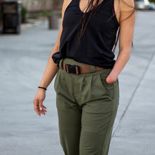 Load image into Gallery viewer, Lynt Pleated Trousers in Olive
