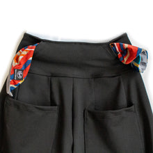 Load image into Gallery viewer, Lynt Trail Shorts in Black