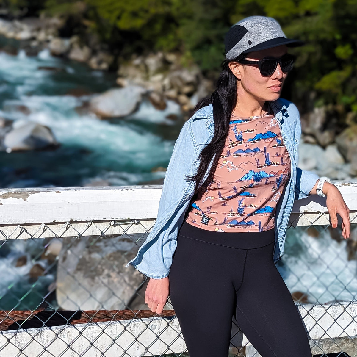 Lynt Crop Tee in Desert Dweller