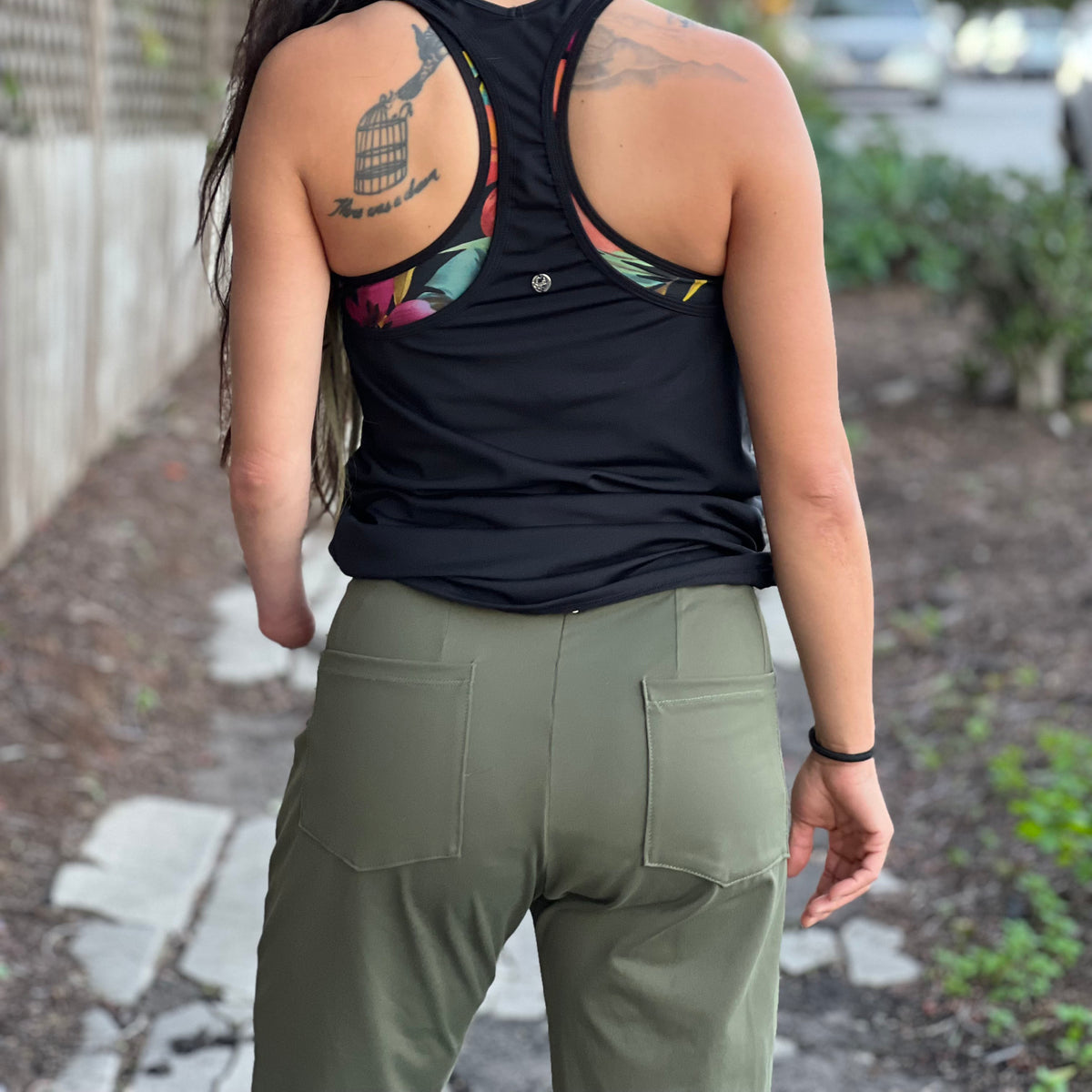 Lynt Pleated Trousers in Olive